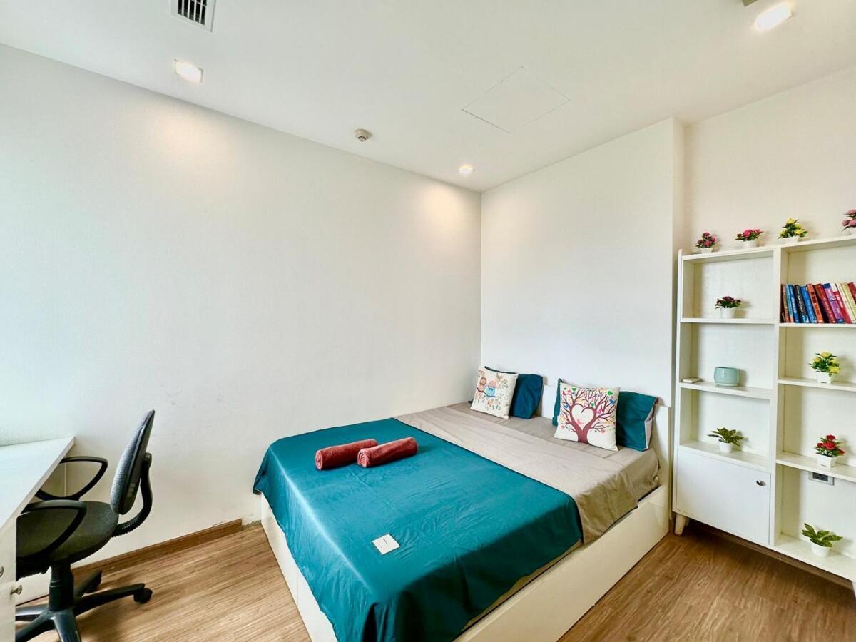 Căn hộ Great Amenities, Convenient Location Luxury 2 Bedroom Hà Nội
